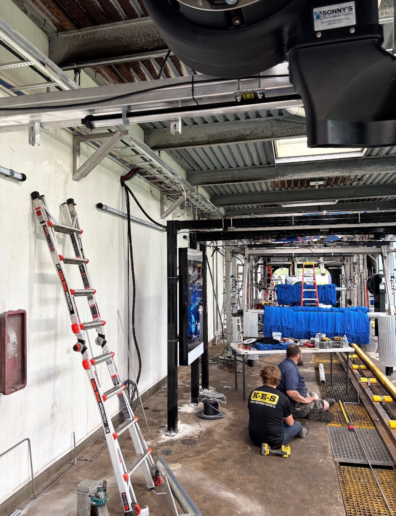 Gallery photos for Car Wash Electrical Remodel at Bluewave in Pearland: Image #3